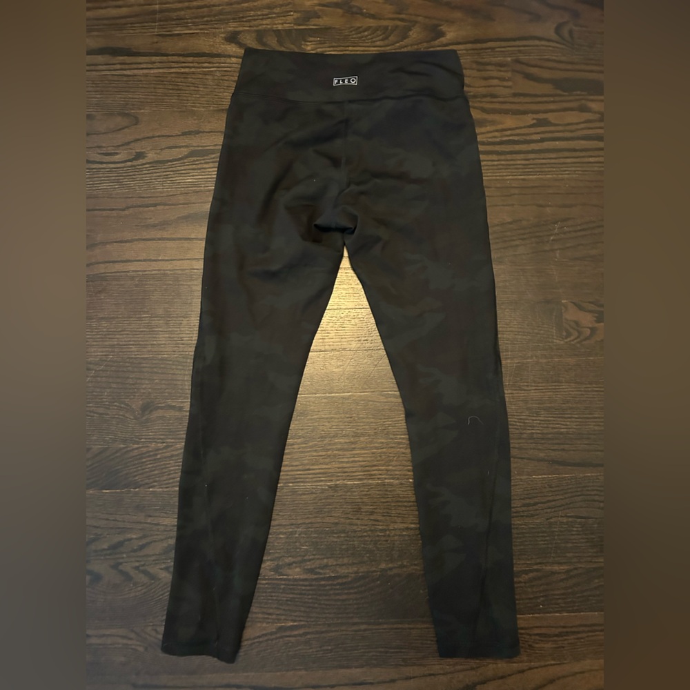 Fleo Dark Camouflage Leggings
